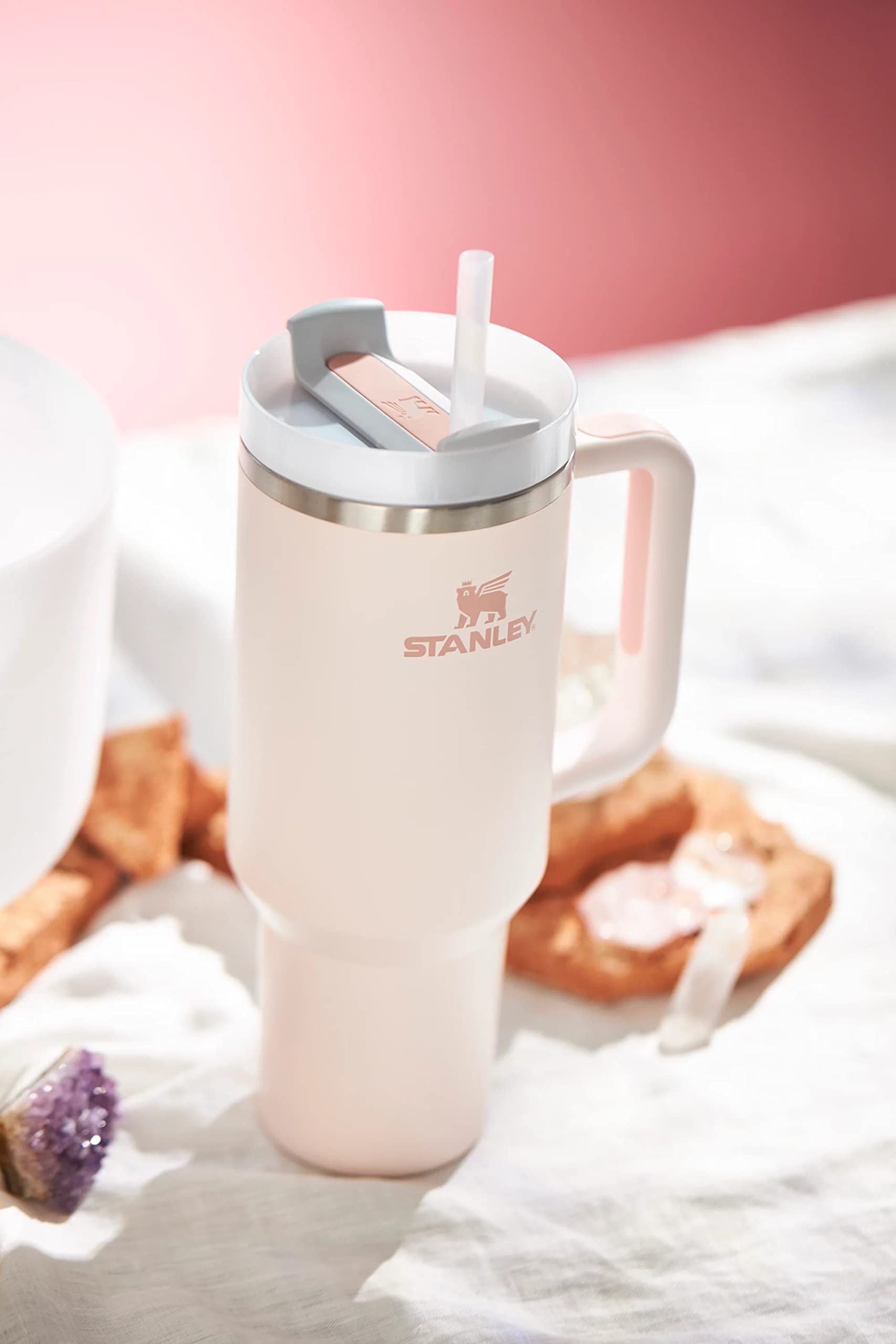 Amazon.com: STANLEY Quencher H2.0 FlowState Tumbler 40oz (Rose Quartz) :  Home & Kitchen